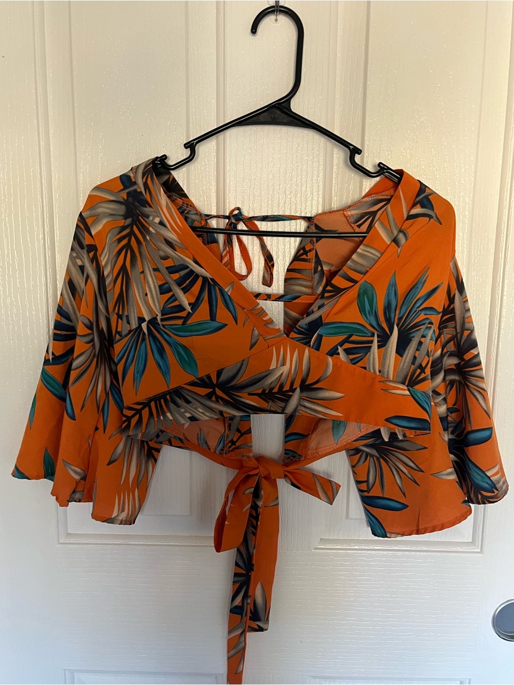 Women's Orange Tropical Print Tie-Back Crop Top